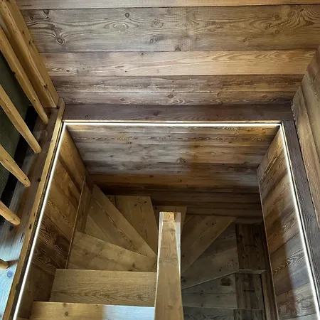 Chalet Mazot In Les Praz Chamonix Mont Blanc
